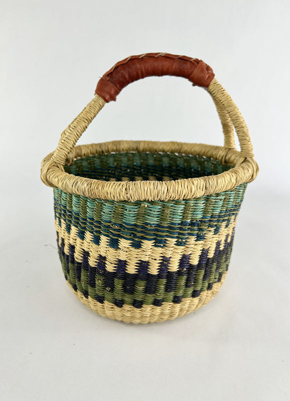 Small Round African Basket 8
